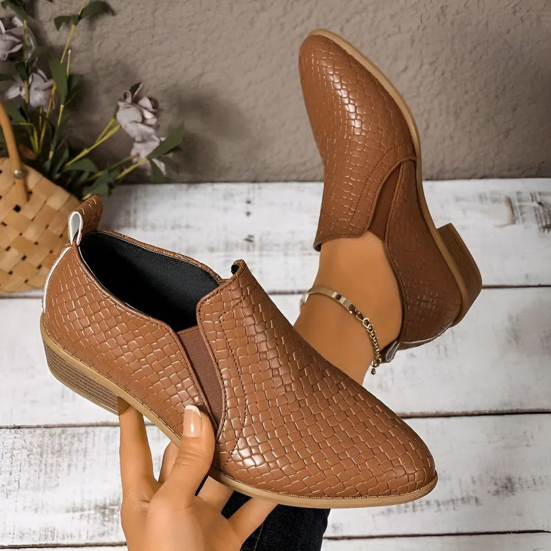 Alexia™ | Elegant and Comfortable Oxford Shoes